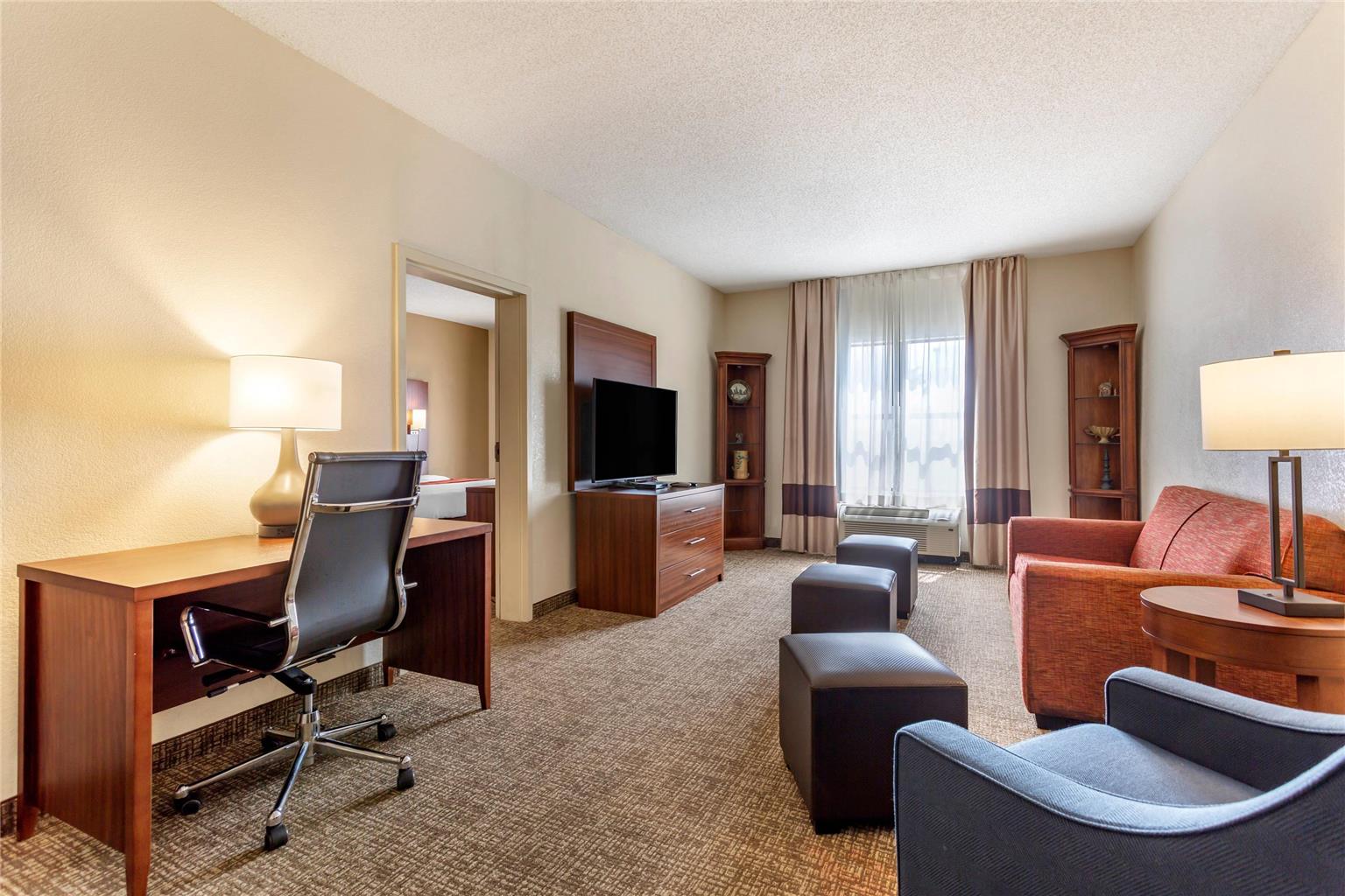 Comfort Suites Southaven Memphis South - photo 11