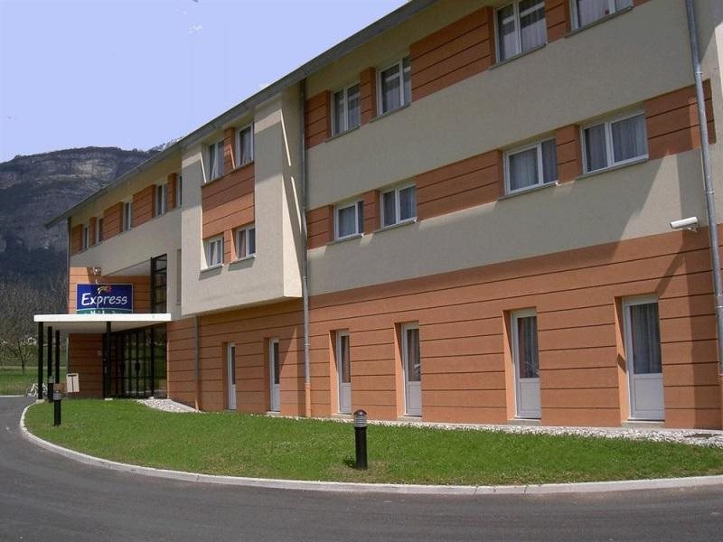 Holiday Inn Express Grenoble Bernin — hotel in Bernin