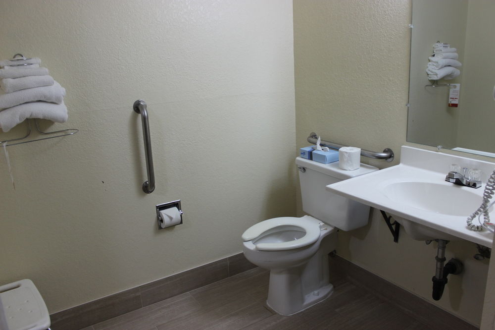 Grand Forks - photo 41