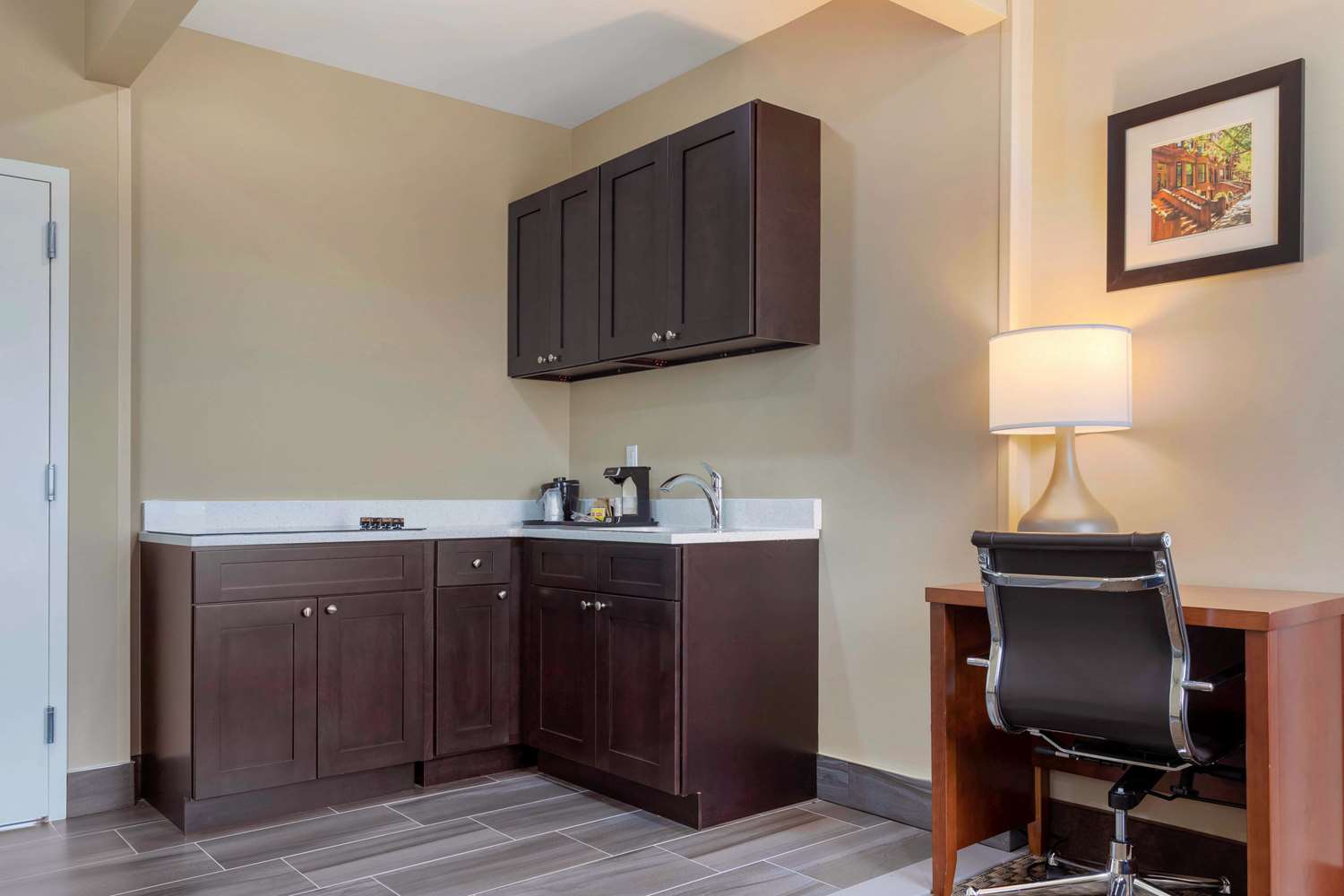 Comfort Inn and Suites Near JFK Air Train - photo 16