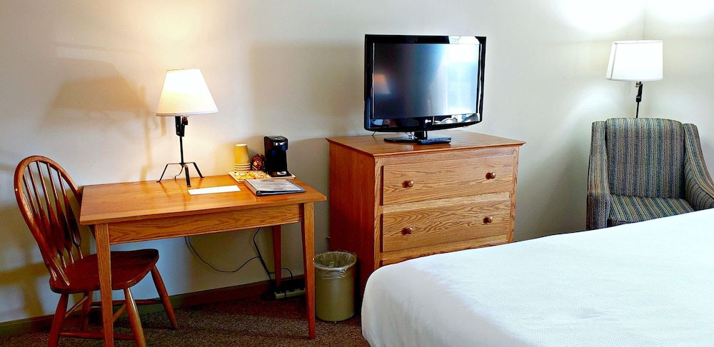 Lodging on the Square - photo 33