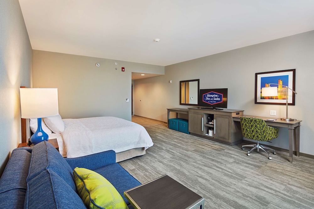 Hampton Inn & Suites Sacramento at Csus - photo 14