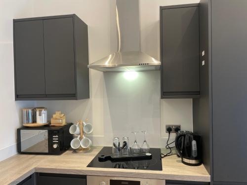 Luxury 2 bedroom Flat Sutton — Sutton — photo 5