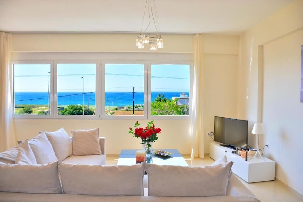 Luxury Suites in Stavromenos in Rethymno, Greece