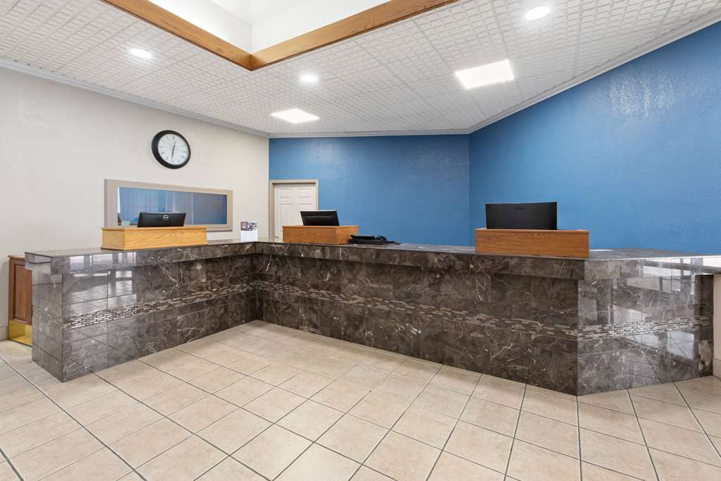 Baymont Inn and Suites by Wyndham Farmington MO - photo 3