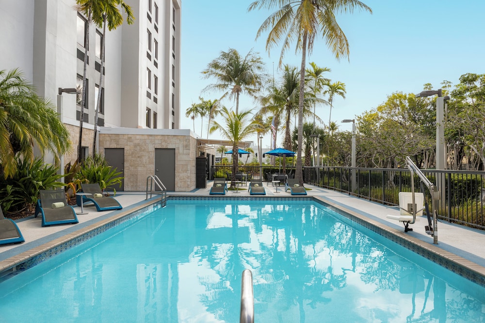 Hampton Inn Miami Airport West - photo 20