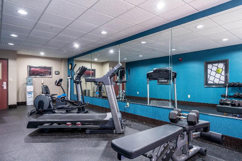 Holiday Inn Express & Suites Roanoke Rapids SE by IHG - photo 44