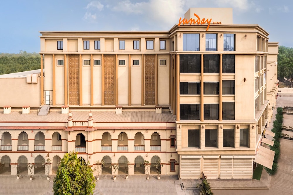 Sunday Hotel Vadodara in Vadodara, India