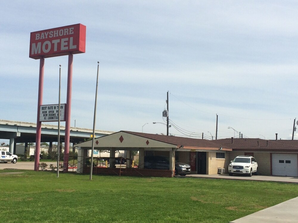 Bayshore Motel - photo 8