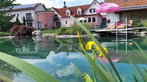 Hotel Garni Landhaus Florian — Bad Blumau
