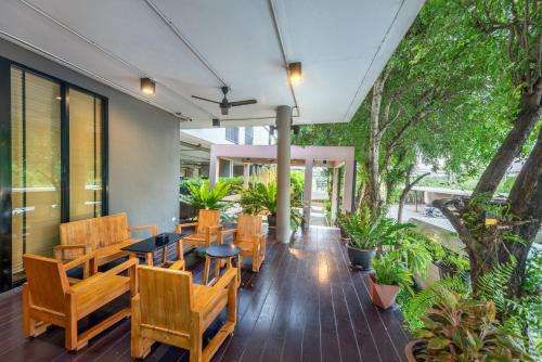 Shin Muffin ABAC Bangna — hotel in Bang Bo