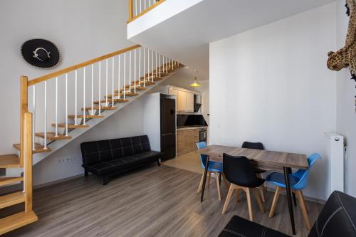 Magnificent Diamond Duplex