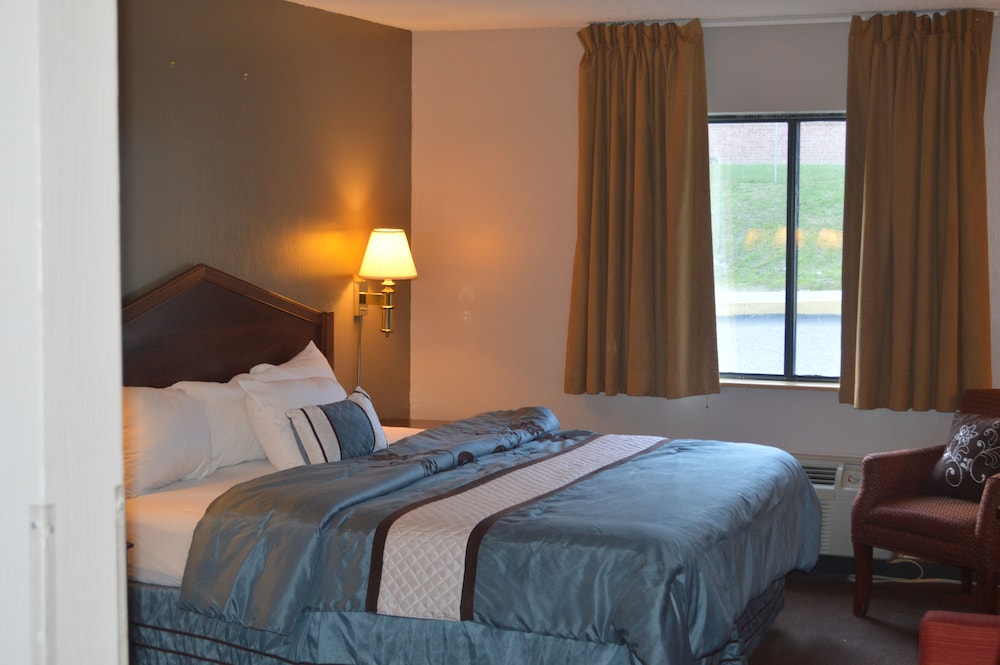 American Elite Inn - photo 23
