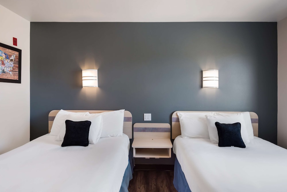 Red Lion Inn & Suites Butte - photo 7