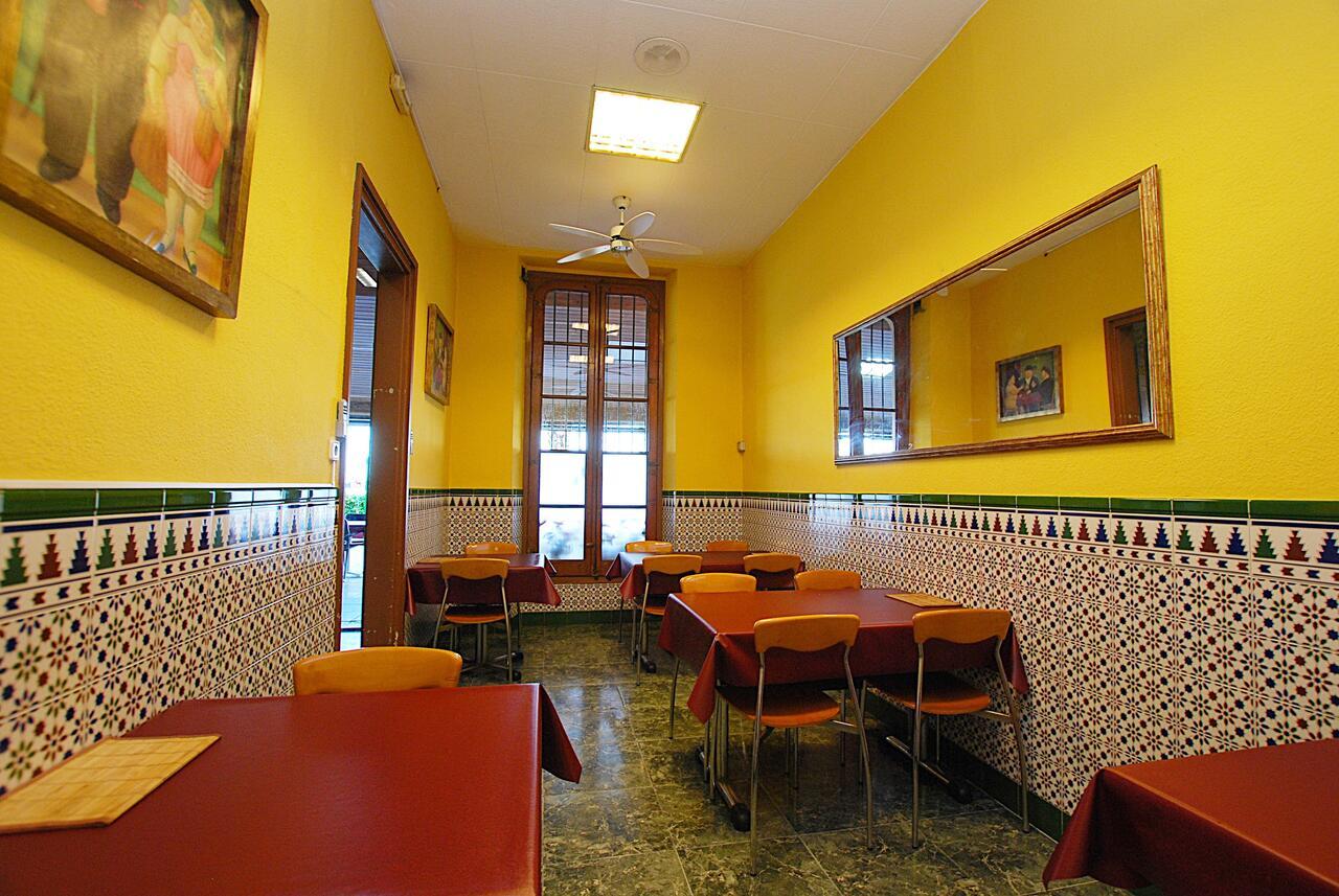 Hotel Tres Leones — hotel in Vilassar De Mar