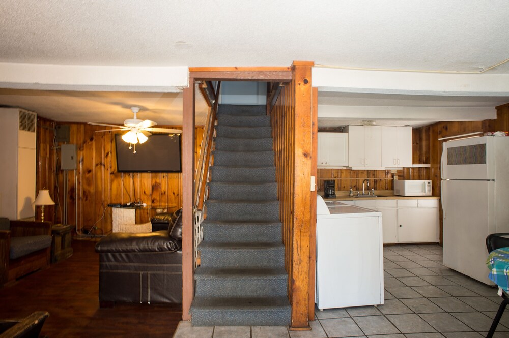 Nautical Motel and Suites - photo 62