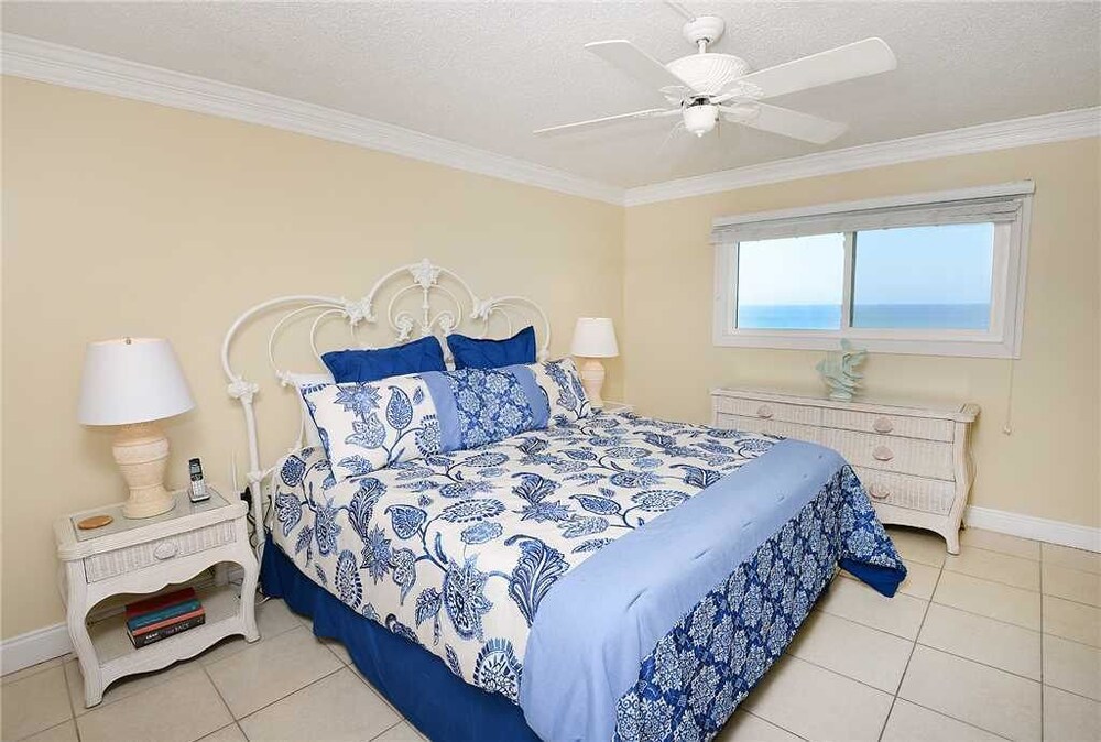 Regency Towers 505 One Bedroom Condo - photo 2
