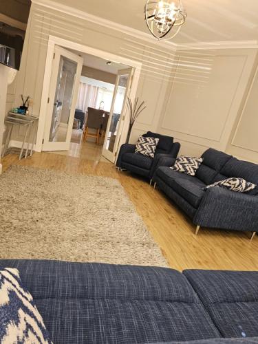 Dublin Modern 4 5 bedroom house — 4-Star Luxury Hotel in Dublin, Republic of Ireland
