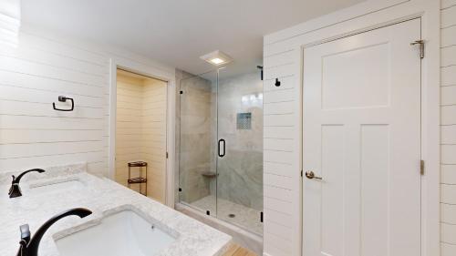 213 Turnberry Village - photo 11