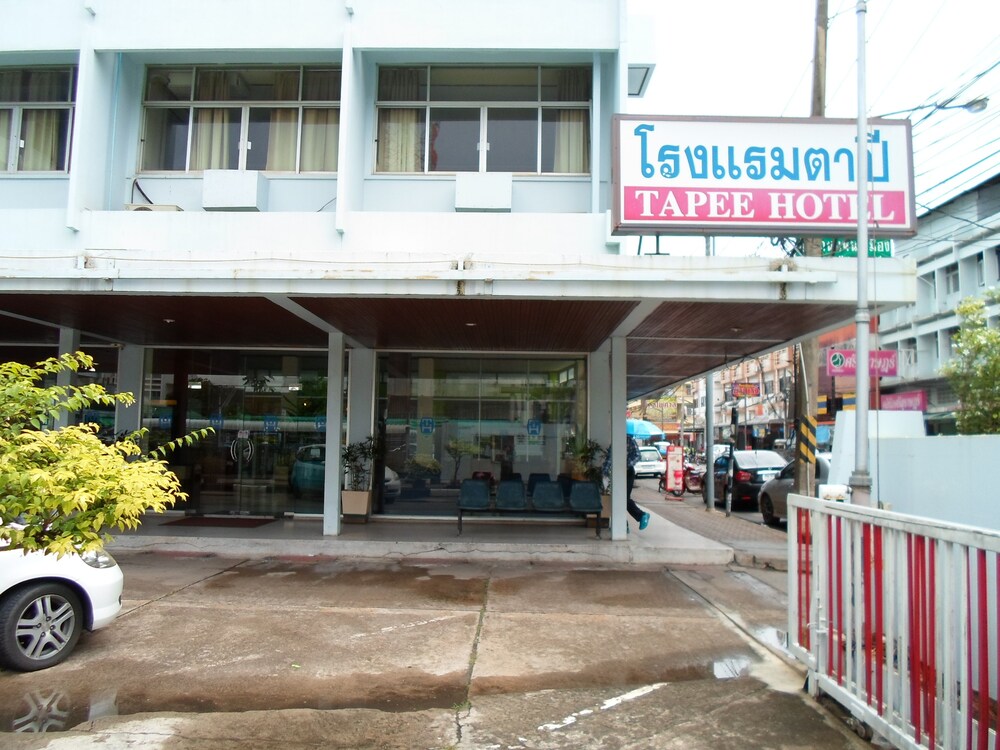 Tapee Hotel - carbon neutral hotel in Surat Thani
