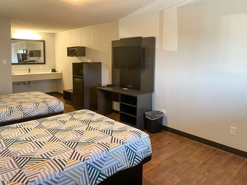 Motel 6 Hurricane WV - photo 11