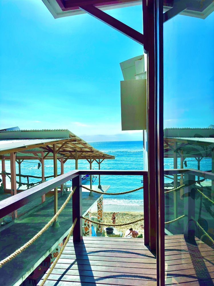 The Ohm At Thomas Beach - last minute hotel in Pecatu