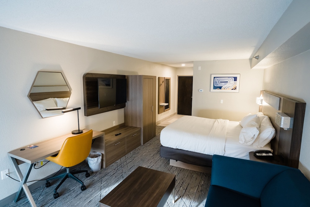 Holiday Inn Express & Suites Knoxville North I 75 Exit 112 by IHG - photo 14