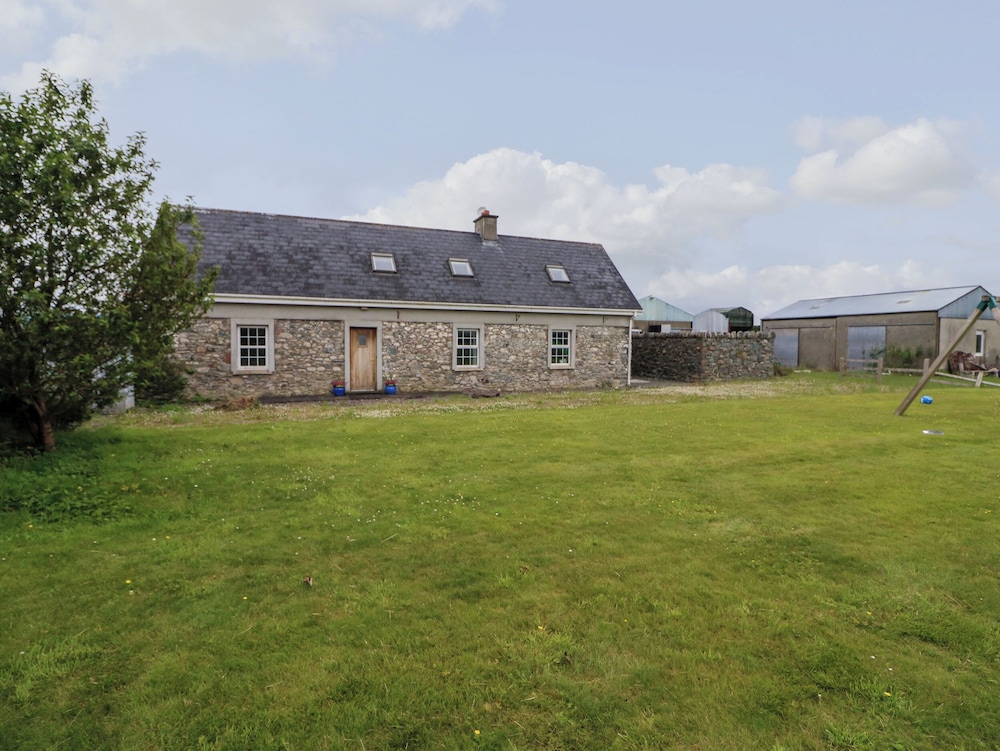 Glebe Farmhouse — 4-Star Luxury Hotel in Cill Airne, Republic of Ireland