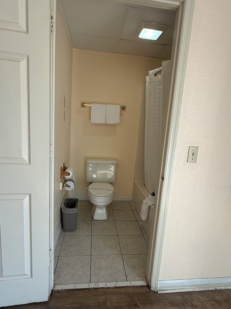 Mountain Valley Inn Dillard - photo 19