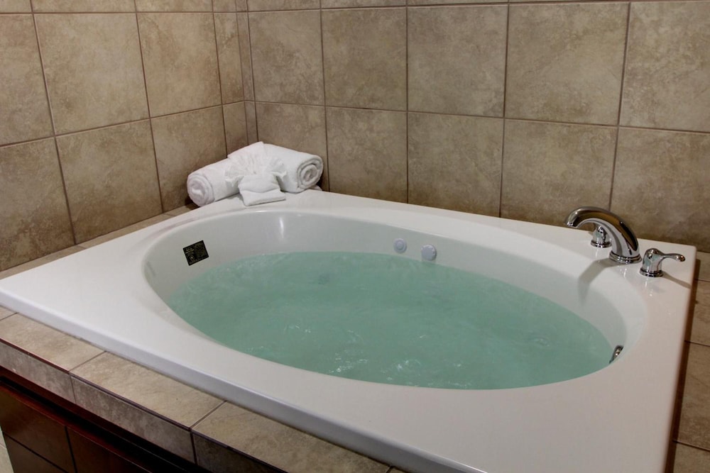 Cobblestone Inn & Suites Rugby - photo 26
