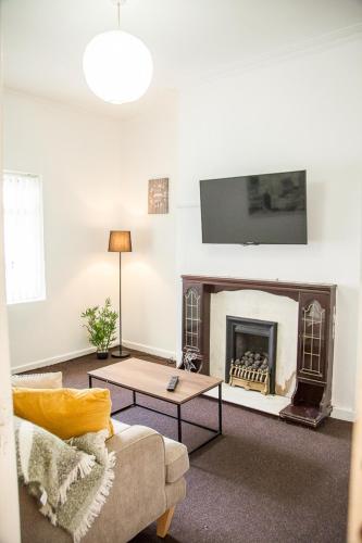 Liverpool 6 beds Up to 22 percent Contractors Dream — 4-Star Luxury Hotel in Liverpool, United Kingdom