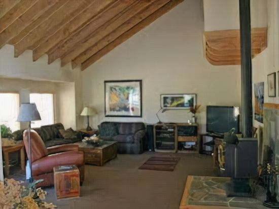 Spike's Place - photo 5