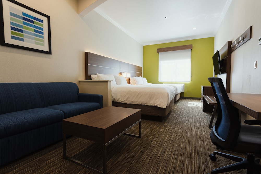 Holiday Inn Express Suites Davis University Area - photo 7