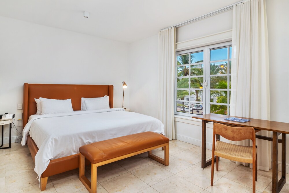 Bentley Hotel South Beach - photo 10