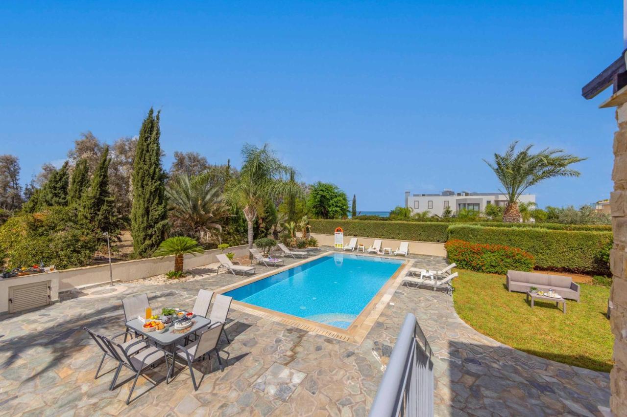 Villa Prosperity