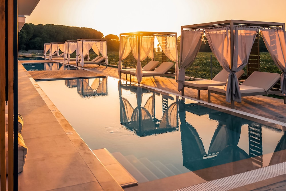 Salt Boutique Hotel - last minute hotel in Chavari