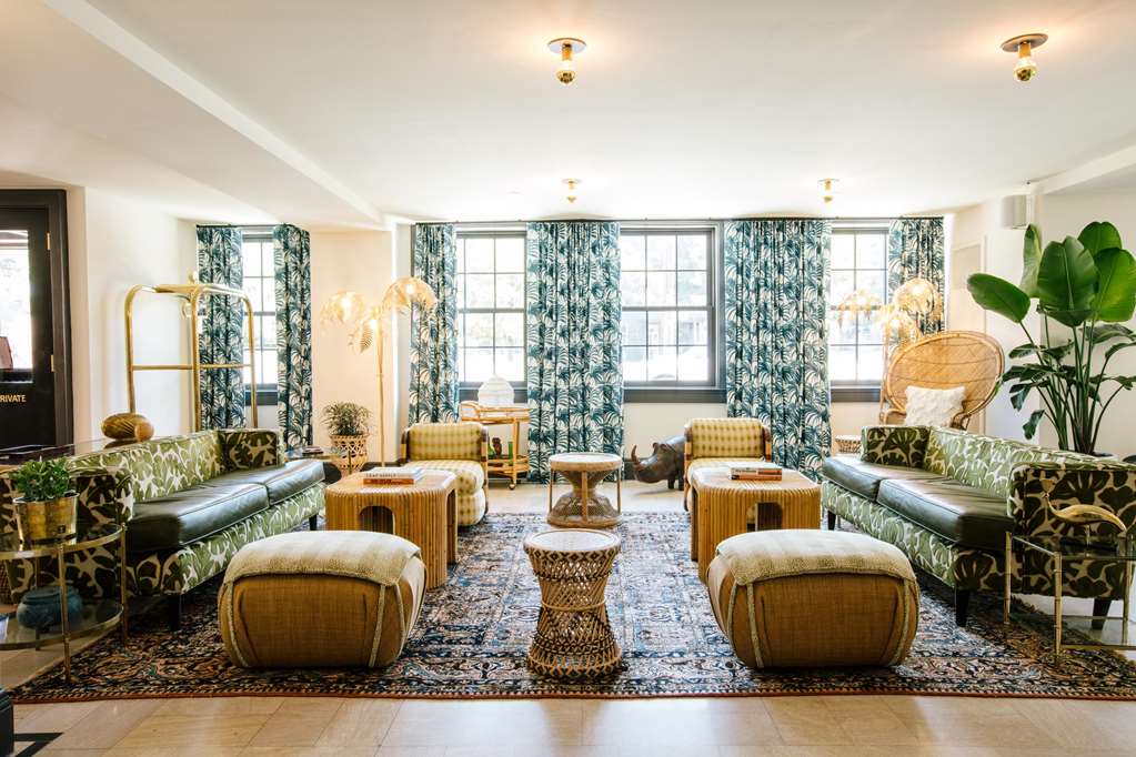 Hotel Clermont - photo 15