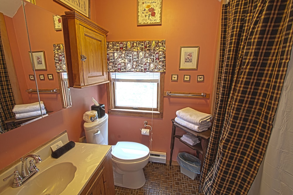 Phineas Swann Inn & Spa - photo 136