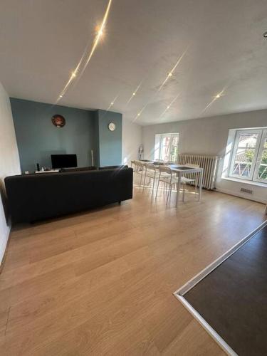 Le Leon Cladel T3 Proche Parking Gratuit in Montauban, France