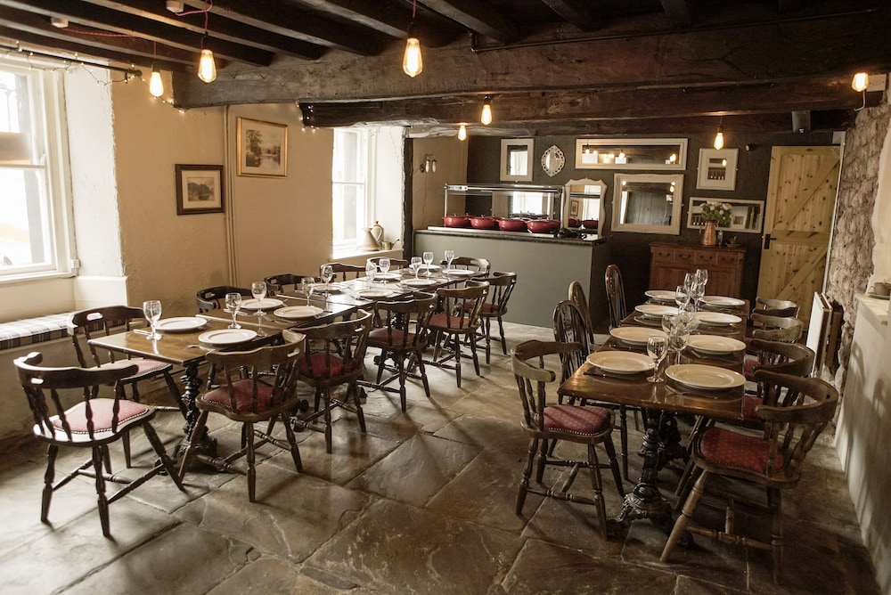 The New Inn 1730 19701201 — Appleby