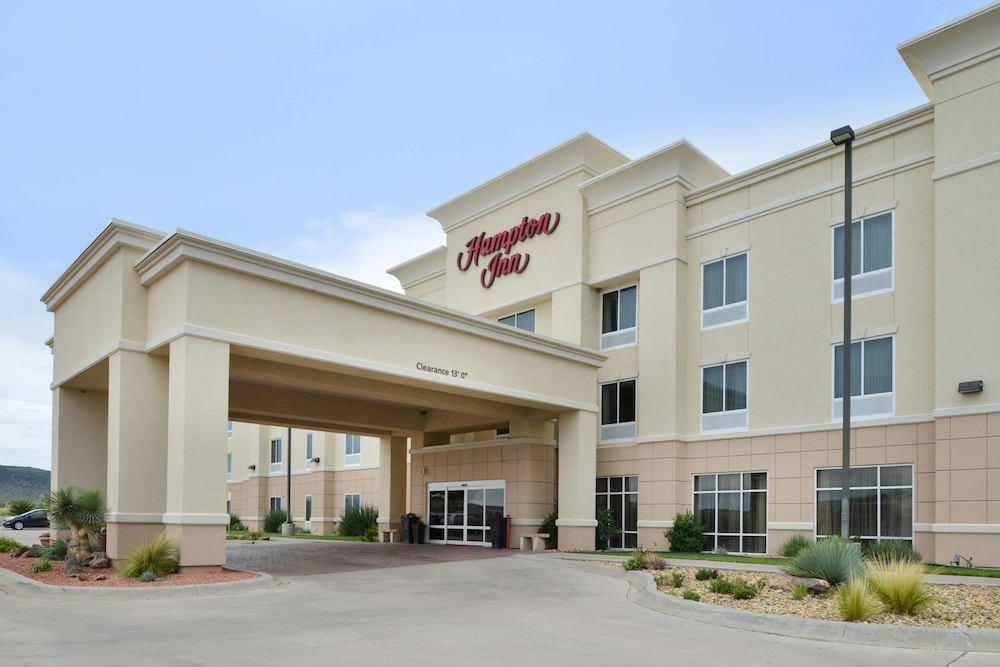 Hampton Inn Alpine - photo 38