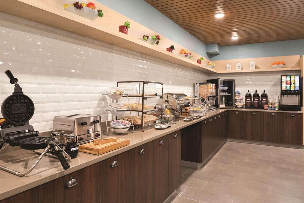 Country Inn & Suites by Radisson La Crosse WI - photo 18