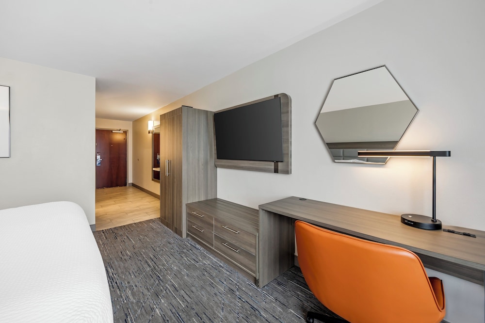 Holiday Inn Express White House an IHG Hotel - photo 18
