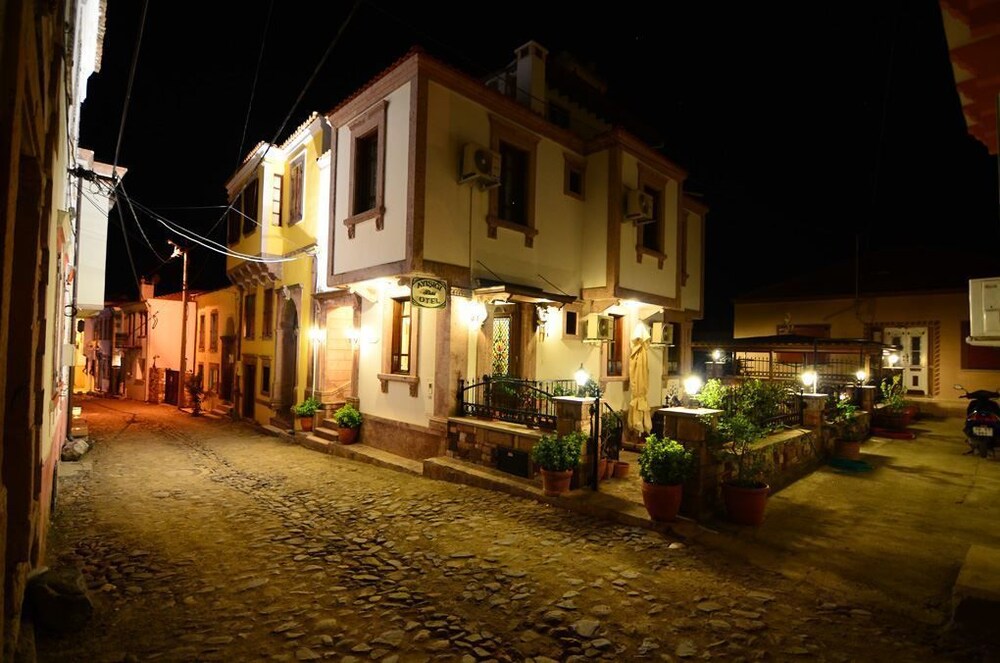 Ayisigi Otel - last minute hotel in Ayvalik