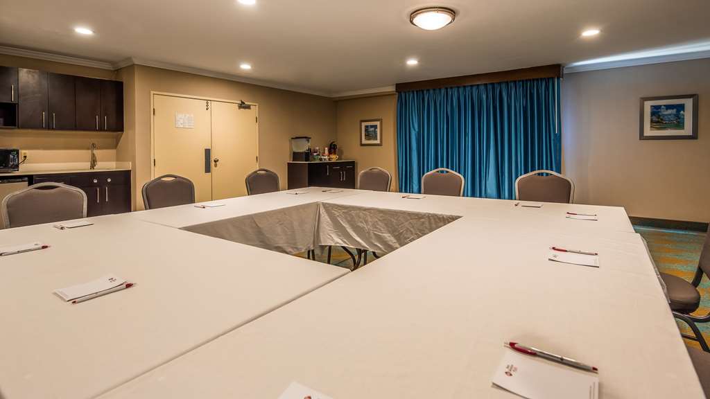 Best Western Plus La Mesa San Diego - photo 18