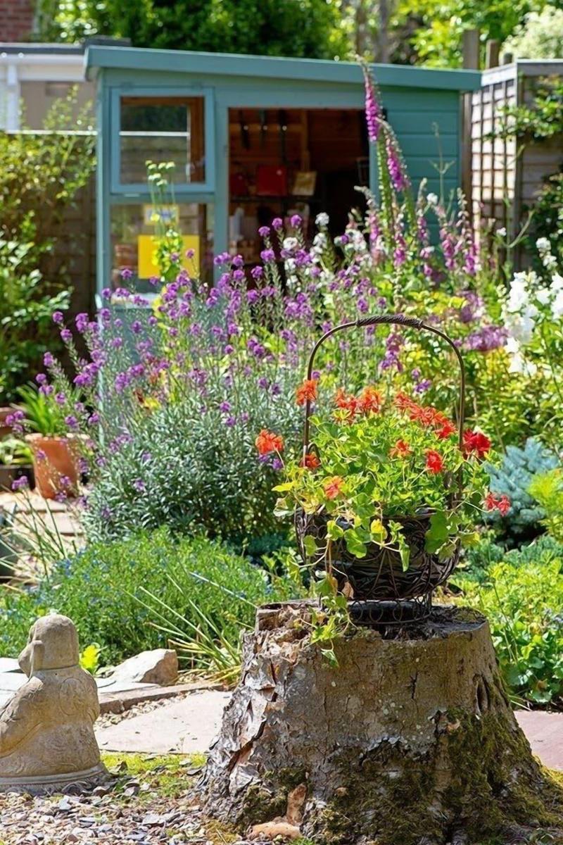 Ashen Bank in Lymington, United Kingdom