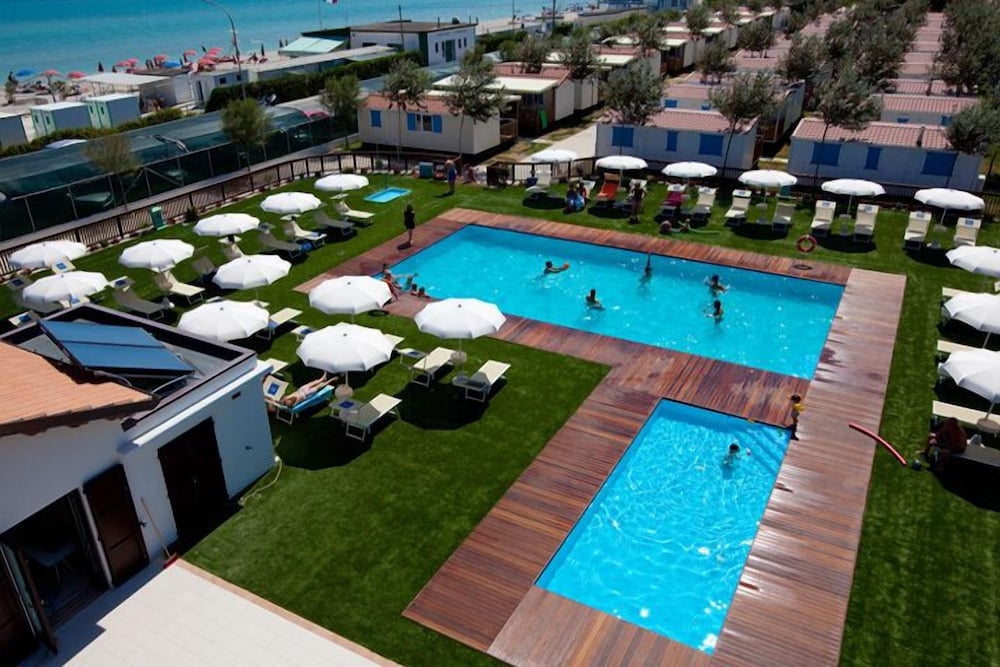 Villaggio Camping Blu — 4-Star Luxury Hotel in Senigallia, Italy