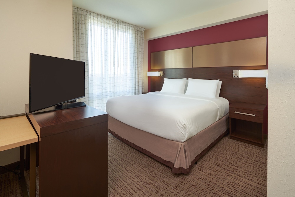 Residence Inn by Marriott Philadelphia Airport - photo 10