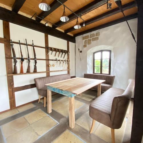 Ferienhaus Waffenkammer Mit 3 Schlafraumen — Radeberg