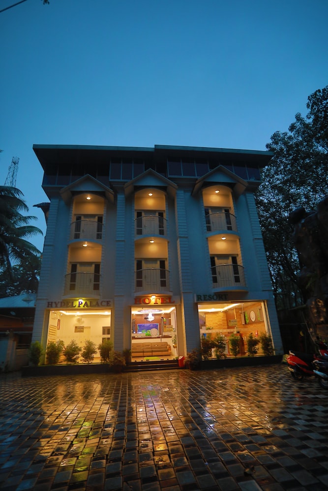 Hydel Palace — hotel in Irinjalakuda